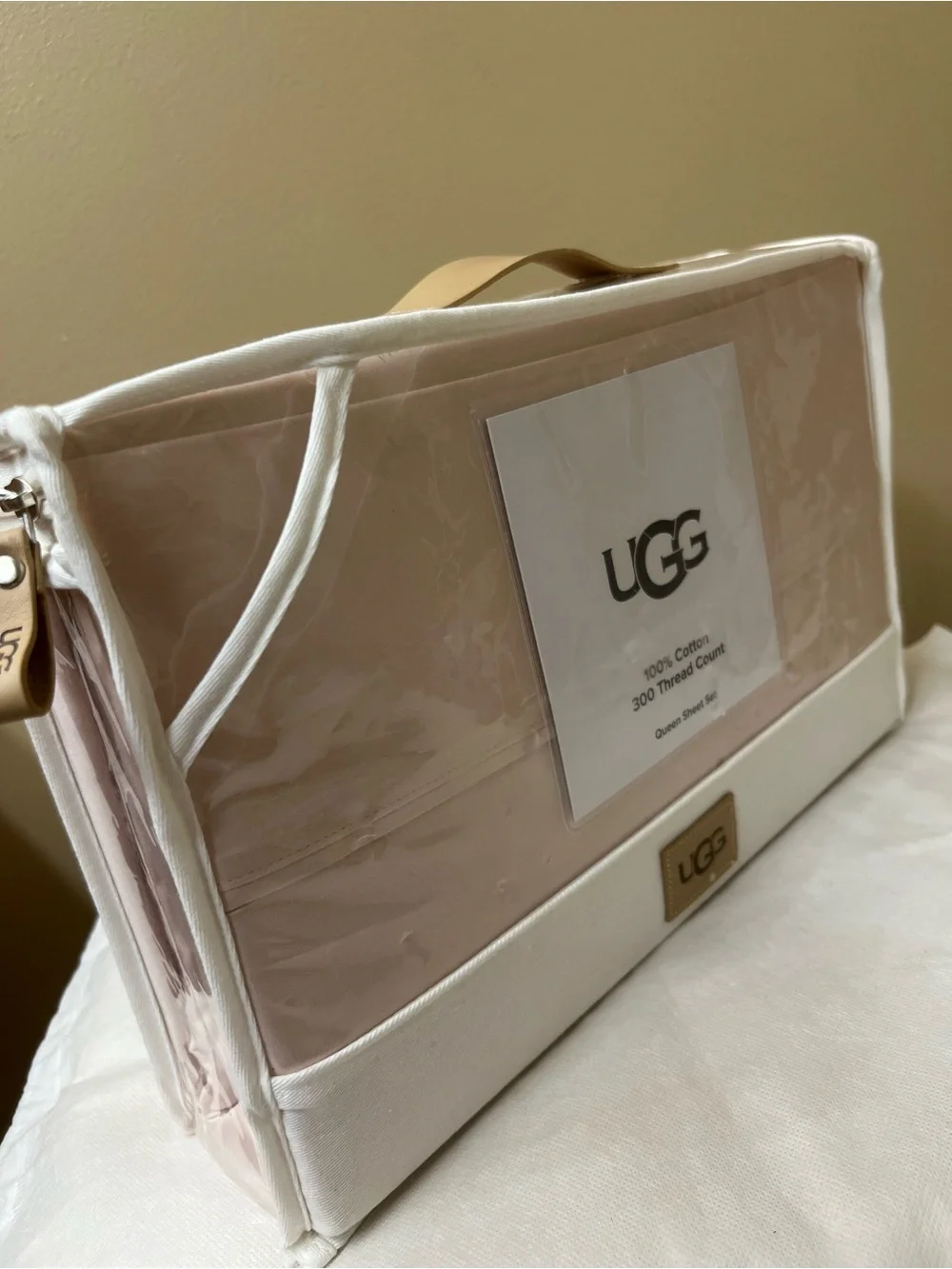UGG queen sheet